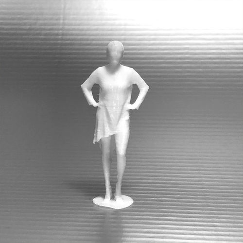 Miriam mit kurzem Kleid (Kunststoff, unbemalt - 3D Druck)